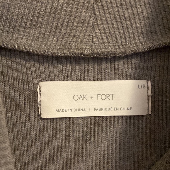 Oak and fort bell sleeve top - Picture 3 of 3